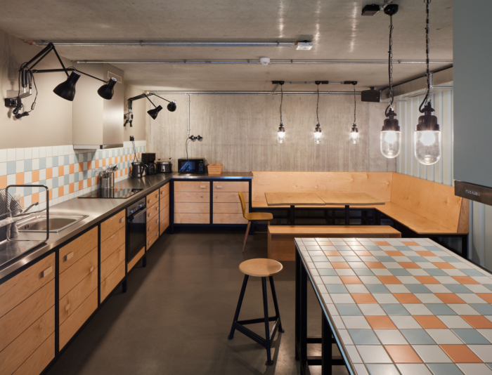 Dock Inn Hostel - 0