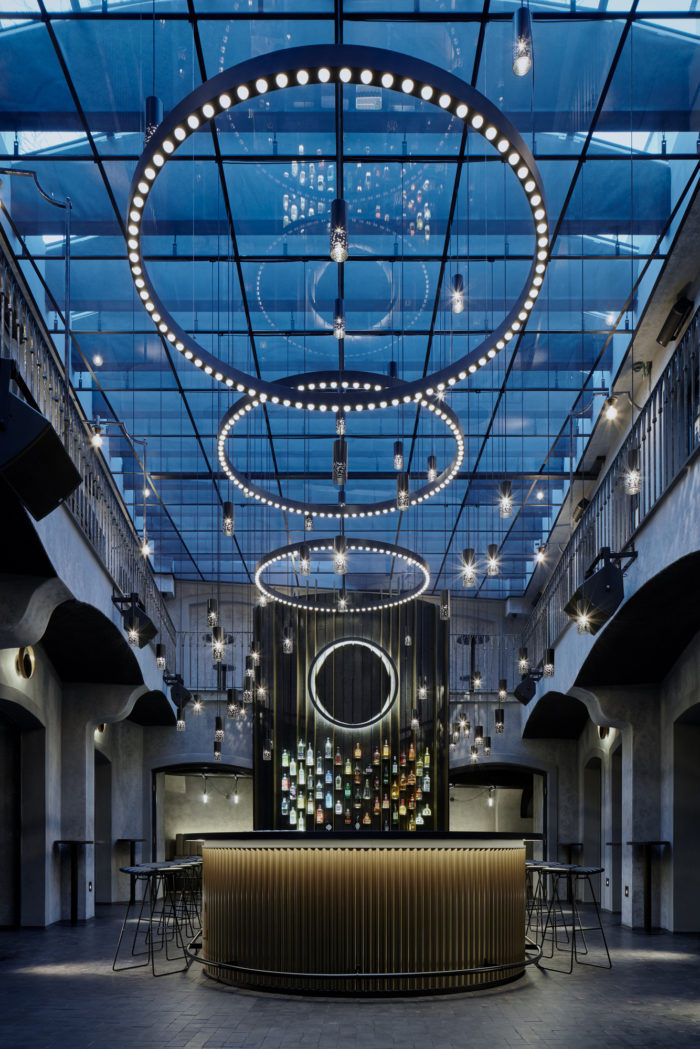 Moon Club & Lounge - 0