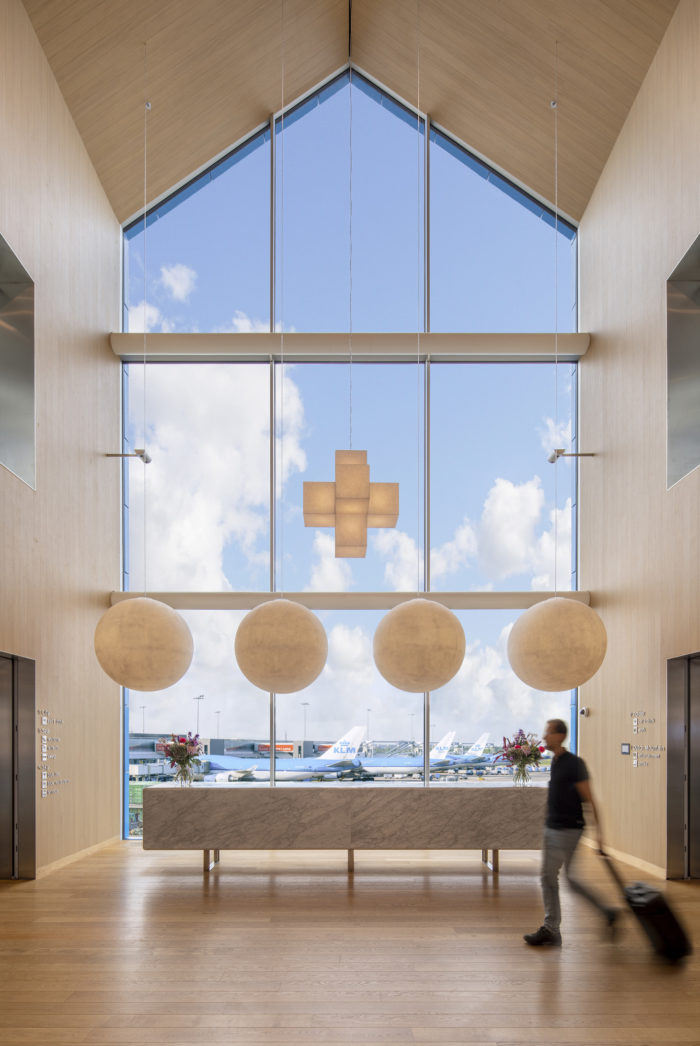 KLM Crown Lounge - 0
