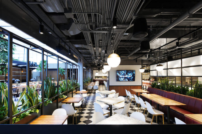 Le Cathcart Restaurants et Biergarten at Place Ville Marie - 0