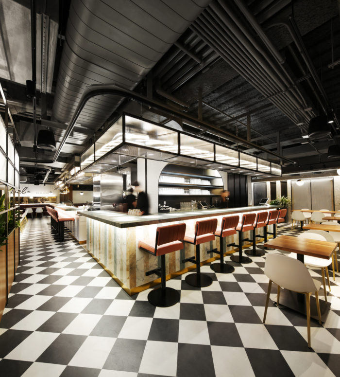 Le Cathcart Restaurants et Biergarten at Place Ville Marie - 0