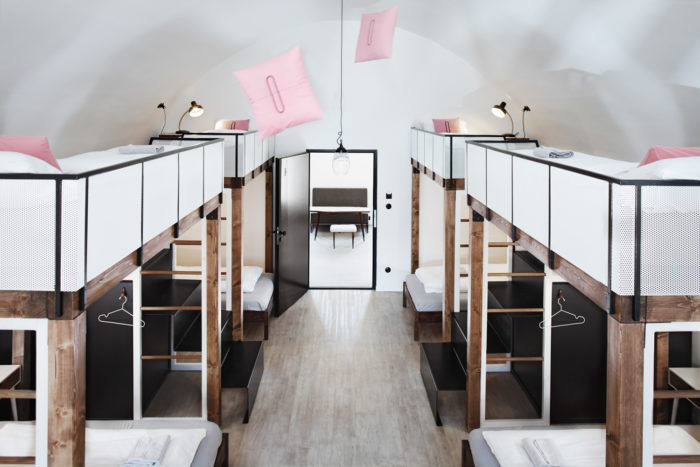 Long Story Short Hostel & Café - 0
