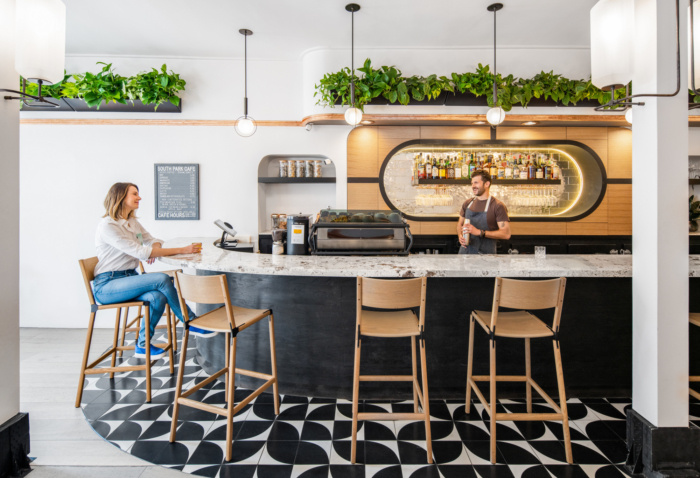 Brex Lounge & South Park Café - 0