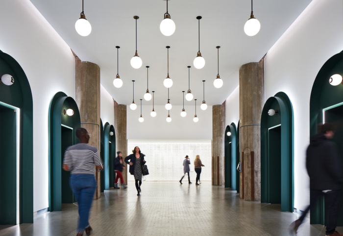 600 West Chicago Amenity Spaces - 0