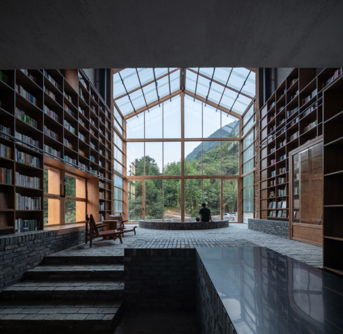 Capsule Hostel and Bookstore in Village Qinglongwu - 0