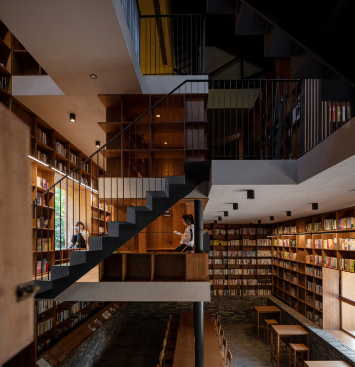 Capsule Hostel and Bookstore in Village Qinglongwu - 0