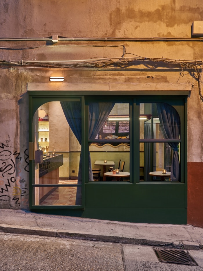 Coffeelin Cafe and Bar - 0