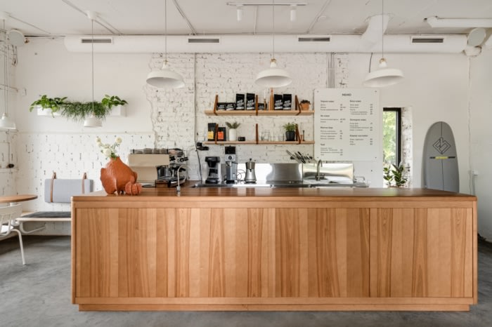 White Rabbit Surf Café - 0