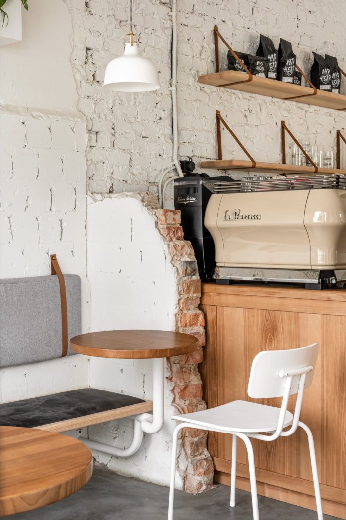 White Rabbit Surf Café - 0