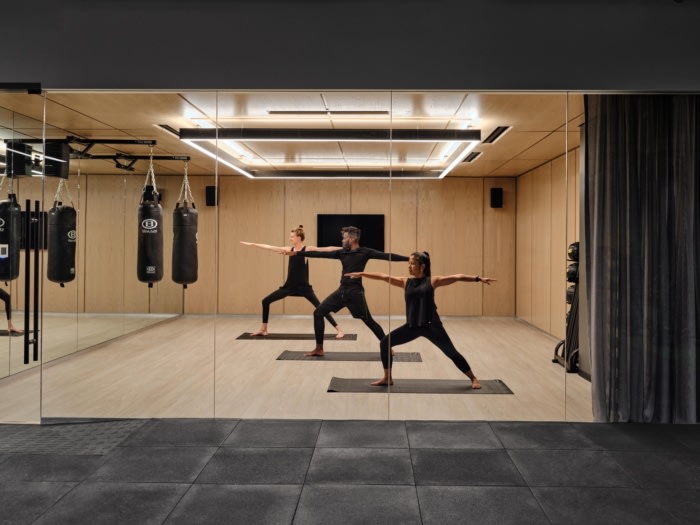 5670 Wilshire Building Amenity Spaces - 0