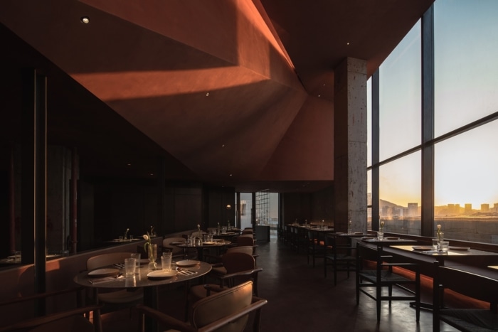 Return Restaurant - 0