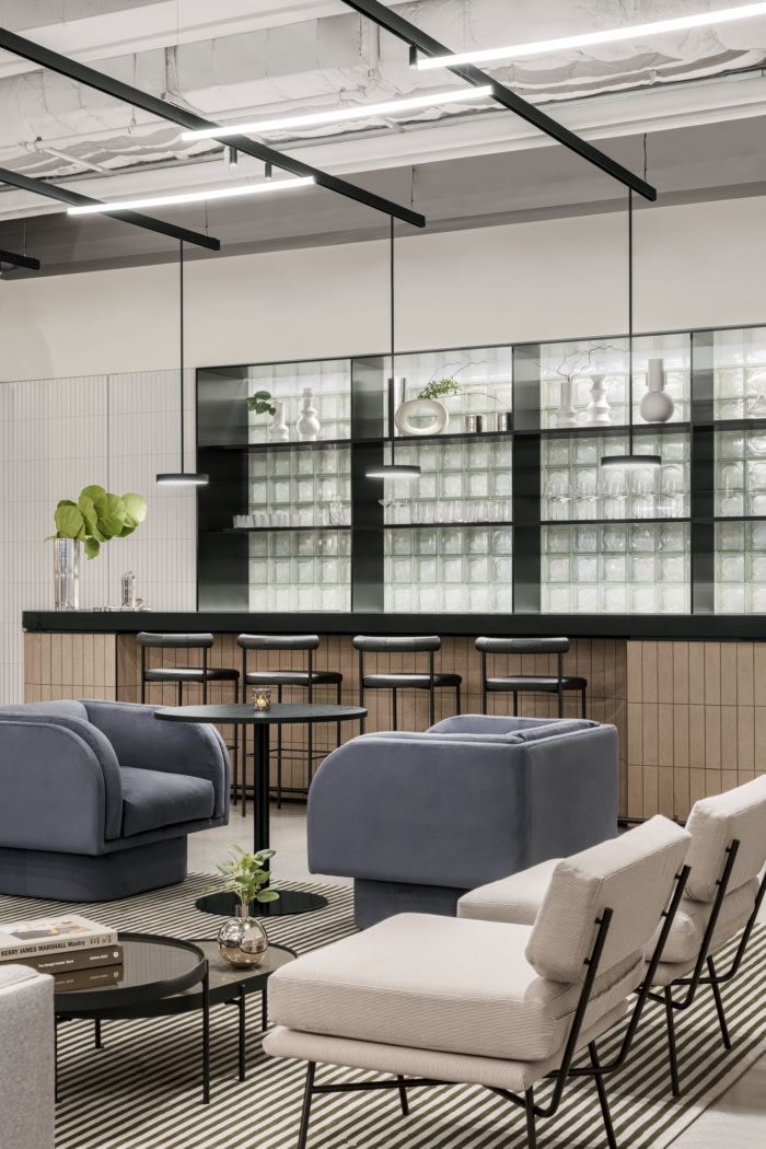 Newport Tower Amenity Spaces - 0