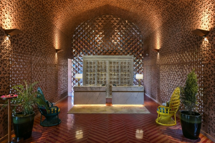 Devi Ratn Hotel - 0