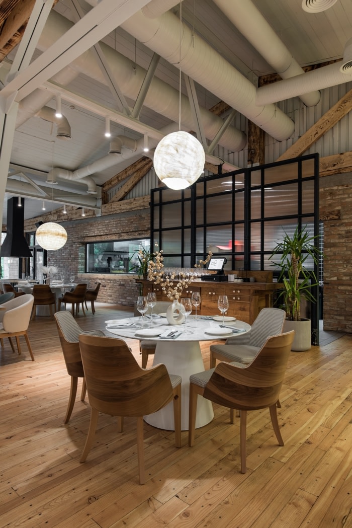 DOM Restaurant - 0