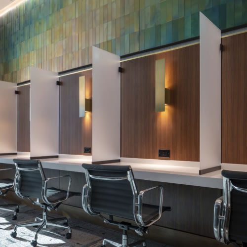 The Club CLT at Charlotte Douglas International Airport