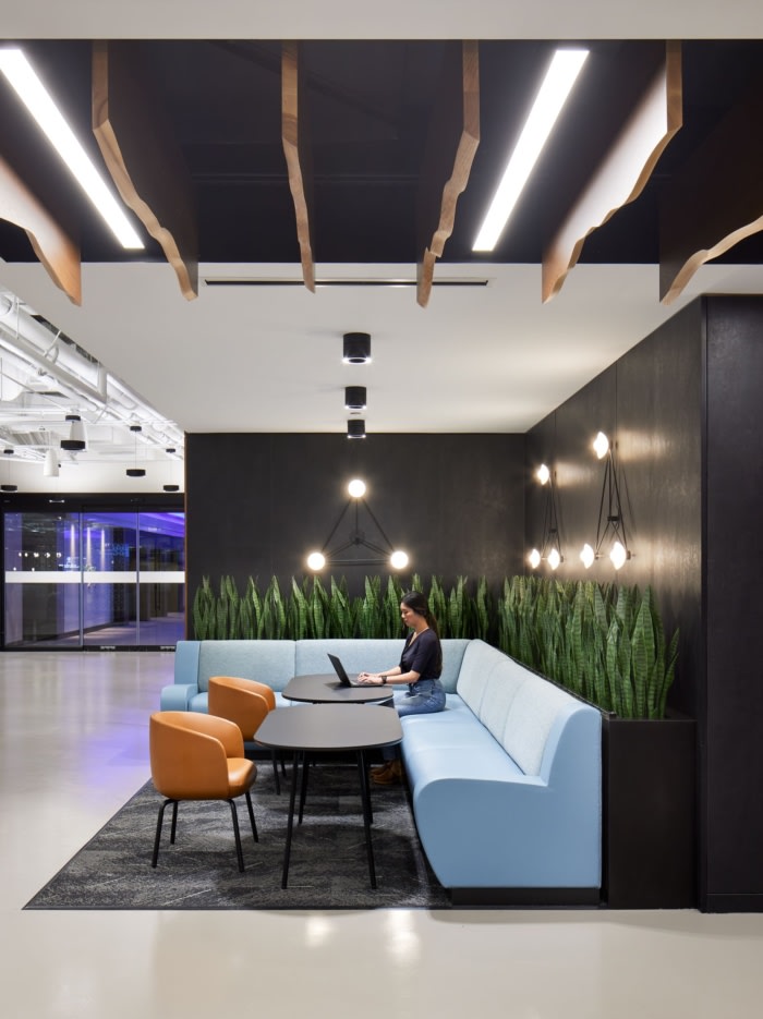 PWC Plaza Lobby and Amenity Space - 0