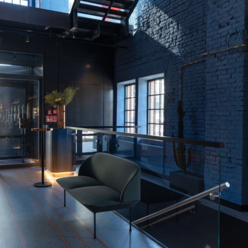 DOCK 19 Restaurant