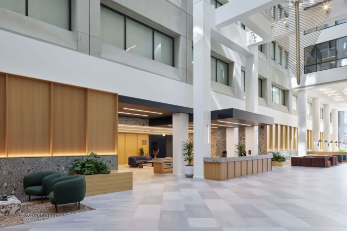 Center 21 Lobby and Public Spaces - 0