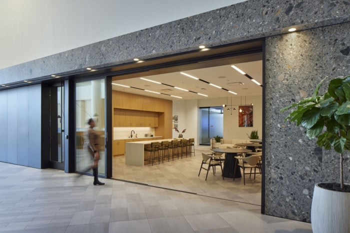 Center 21 Lobby and Public Spaces - 0