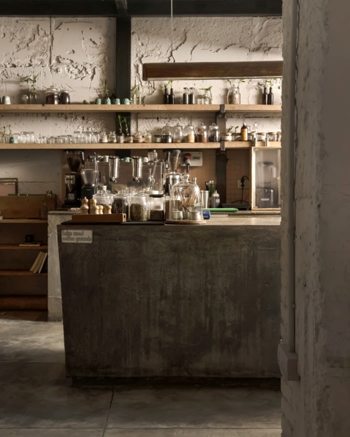Greenr-Strangr Cafe & Bar - 0