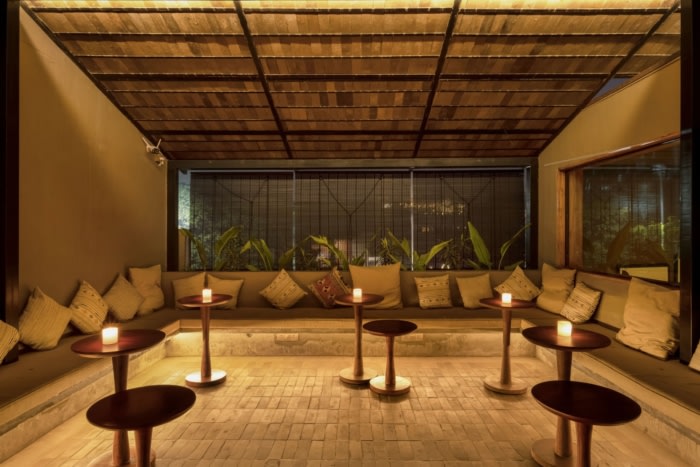 Greenr-Strangr Cafe & Bar - 0