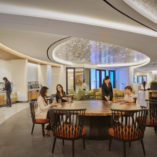 The Club SFO Lounge