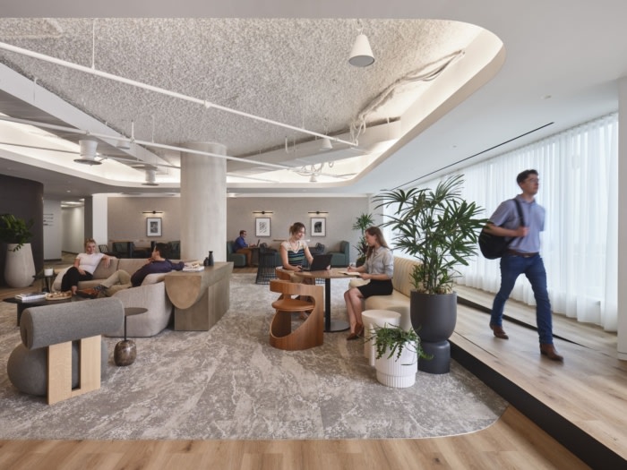 816 Congress Lobby and Amenity Spaces - 0