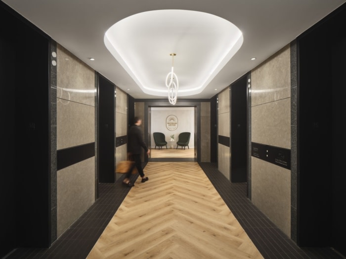816 Congress Lobby and Amenity Spaces - 0