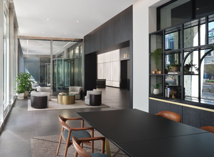 One East Wacker Lobby & Amenity Spaces - 0