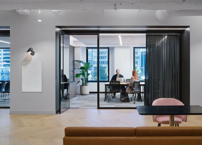 One East Wacker Lobby & Amenity Spaces - 0