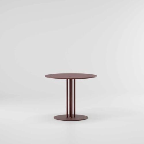 Ringer Dining Table Round Top by Kettal