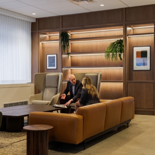 The Lounge at 400 Third