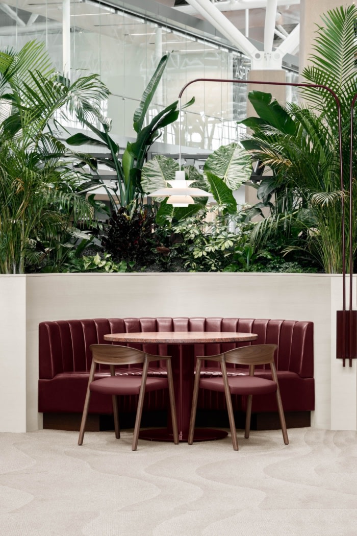 Aspire Westjet Garden Lounge - 0