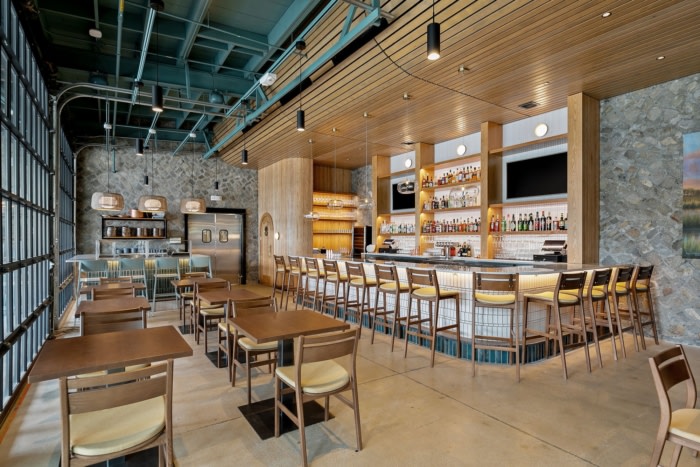 Slack Tide Restaurant - 0
