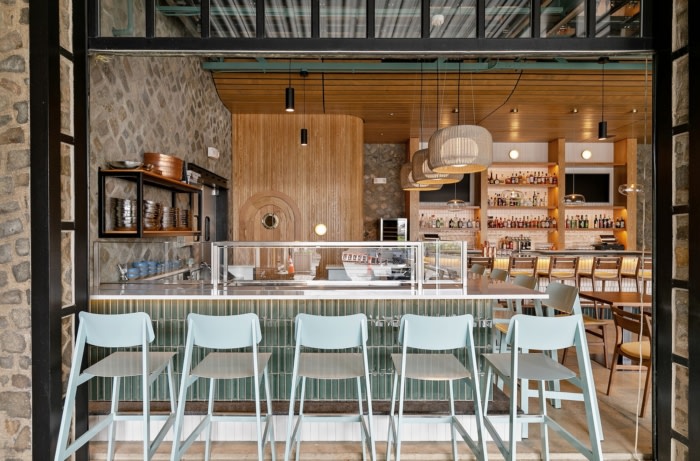 Slack Tide Restaurant - 0