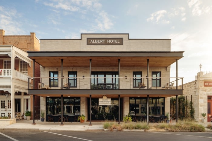 Albert Hotel - 0